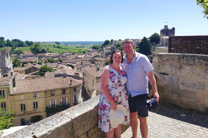 Saint-Emilion Afternoon Wine Tour - 2 Wineries & delicacies