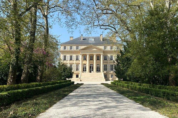 Medoc Afternoon Wine Tour - 2 Wineries, tastings & delicacies