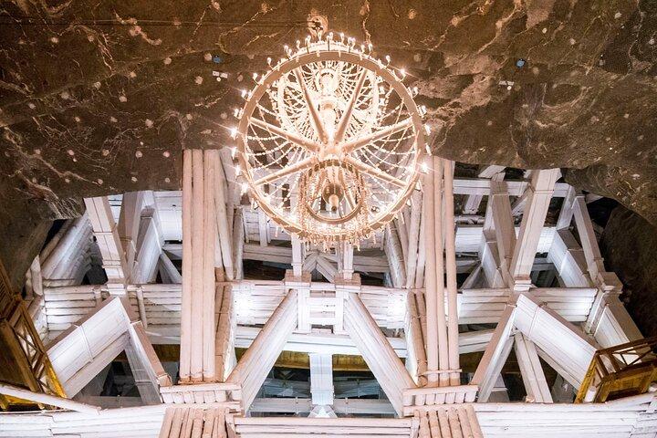 Krakow: Wieliczka Salt Mine Guided Tour with Pick-up options