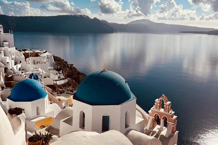 SANTORINI PRIVATE TOUR with Flexible Itinerary & Pickup