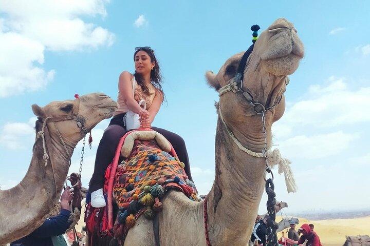 Explore Giza Pyramids with English Guide and Egyptian Lunch