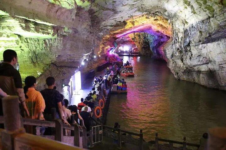 1-Day Private Tour to Glass Bridge & Yellow Dragon Cave
