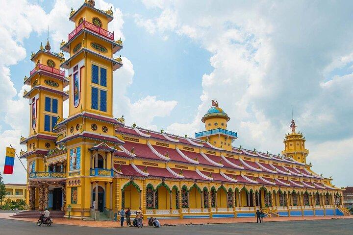 Full Day Tour Cao Dai Temple Ba Den Mountain Cu Chi Tunels