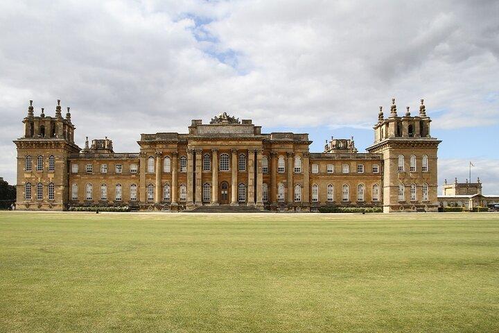 Blenheim Palace and Oxford Private Tour with pass from London