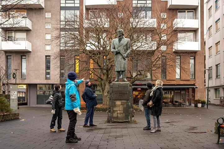 Reykjavik Walking Tour - Walk with a Viking