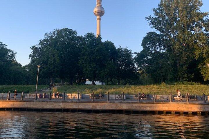 Berlin Private tour East and West by Car