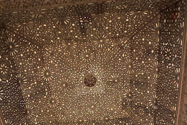 Granada Alhambra Group Tour includes Nazaries Palaces