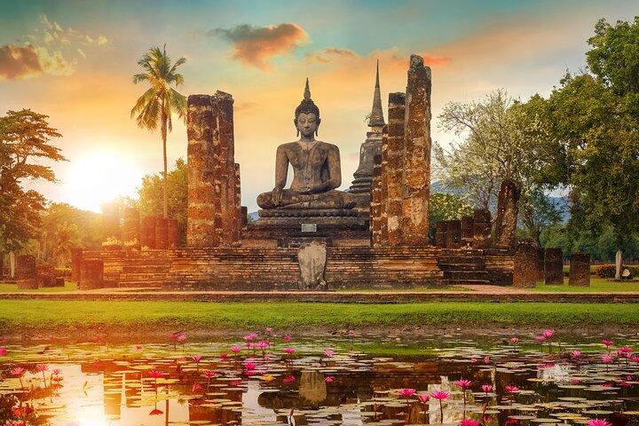 Ayutthaya Sunset Bicycle Tour to Famous Temples @ Heritage Trails