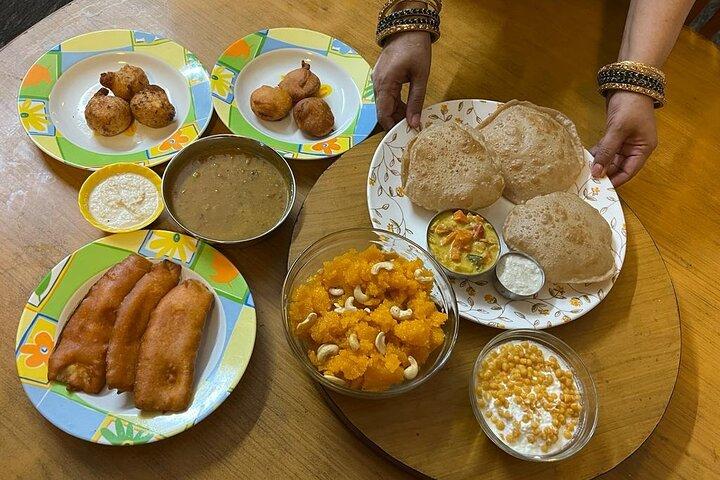 Chennai Market Tour & Cooking Class in a Local Home with Meena