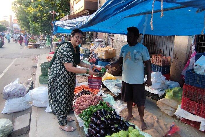 Chennai Market Tour & Cooking Class in a Local Home with Meena