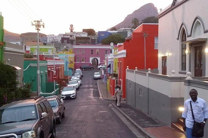Robben Island Table Mountain and Kirstenbosch Sharing group tour