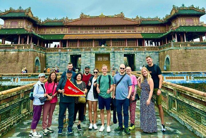 Hue Imperial City Daily Ingroup Tour via Hai Van Pass