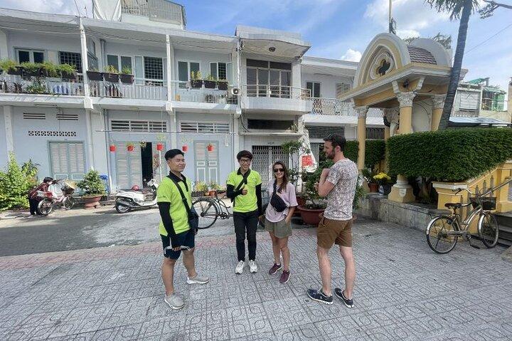 Experience Food Tour In Ho Chi Minh City By Motorbikes