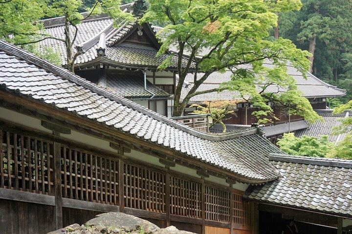 Full Day Tour Eiheiji Buddhist Temple and Fukui City Castle Town