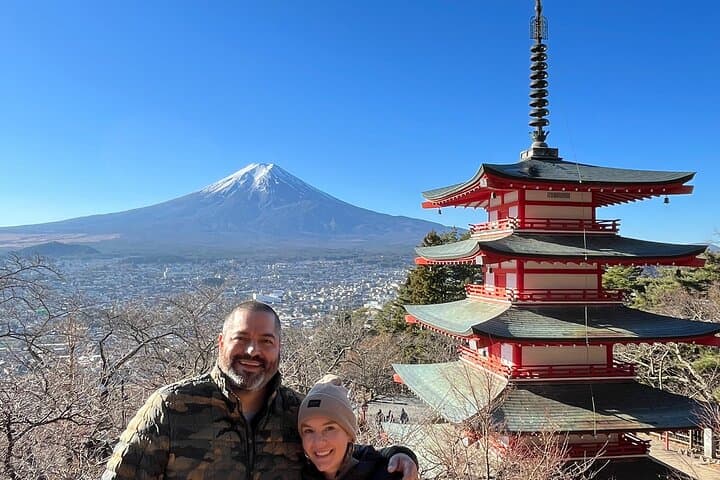 Mt. Fuji Five Lakes Tour with Guide & Vehicle (Tokyo Dep)