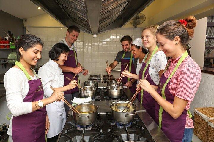 Exploring Cooking Class with Ben Thanh Market visit