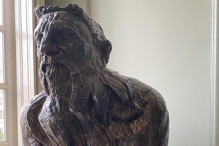 Private Sculptures and Stories Tour in Rodin Museum