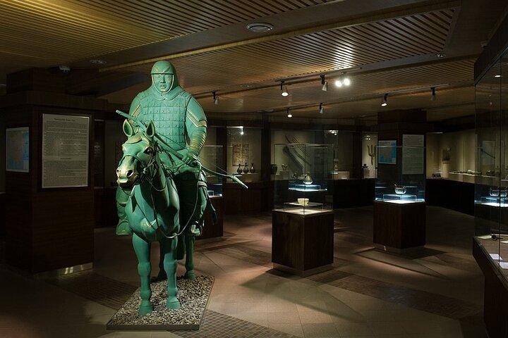 Chinggis Khaan Statue Complex and Sain Nomun Monastery Tour