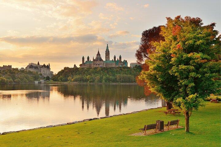 Ottawa Scavenger Hunt & Highlights Self-Guided Walking Tour