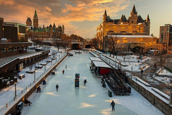 Ottawa Scavenger Hunt & Highlights Self-Guided Walking Tour