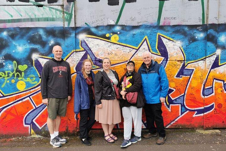 Belfast's Political Mural Taxi Tour