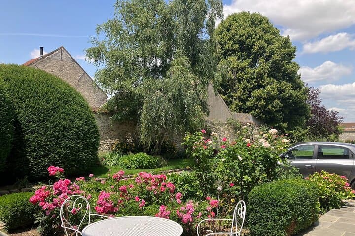 French Cooking Class & Château Tour near Paris with Caroline