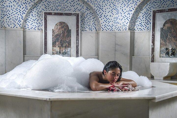 Turkish Bath : Massage, Sauna, Face Mask, Peeling in Istanbul