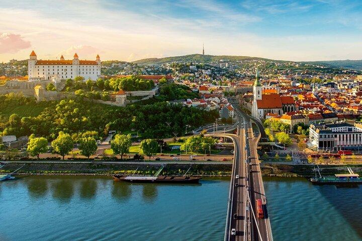 Private Tour from Budapest to Prague Sightseeing