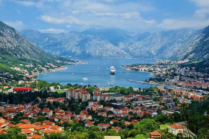 Private transfer from Airport Podgorica and city to Kotor