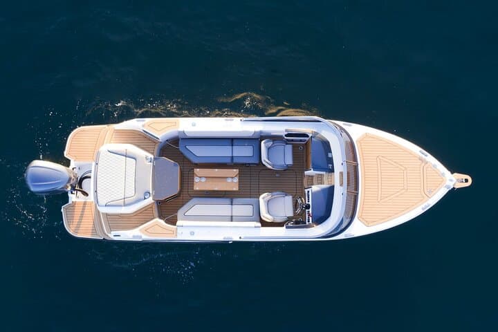4 Hours Private SuBacco Lake Como Boat Tour & Wine