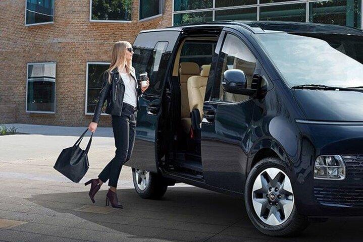 Private Transfer From Petra to Amman or Airport With Optional