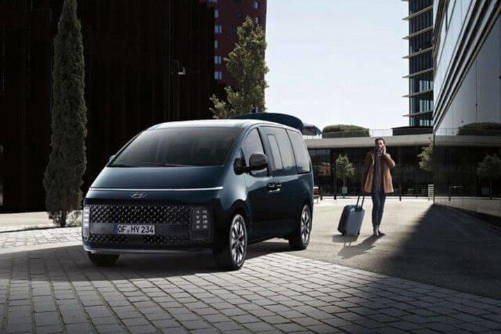 Private Transfer From Petra to Amman or Airport With Optional