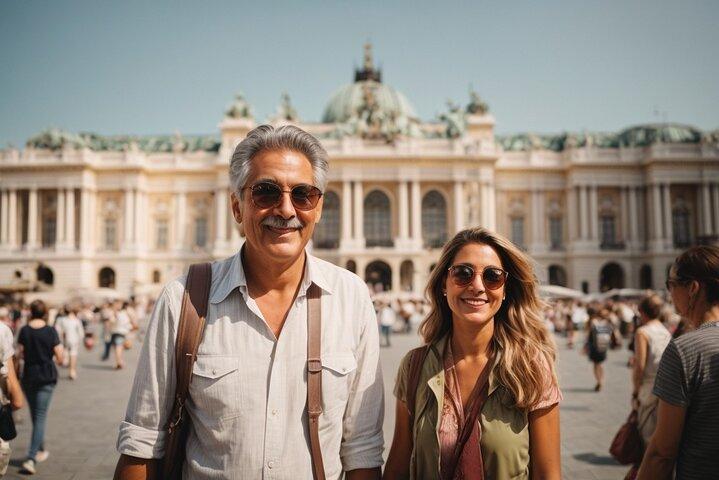 Budapest to Vienna - Private Transfer with 4 Hours of Sightseeing