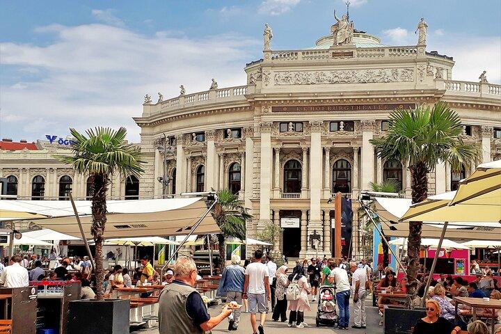 Vienna at First Glance a Private Walking Tour for First Timers
