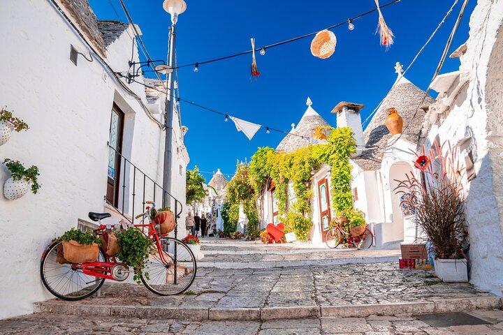 From Bari : Unesco Tour - Guided Tour of Matera and Alberobello