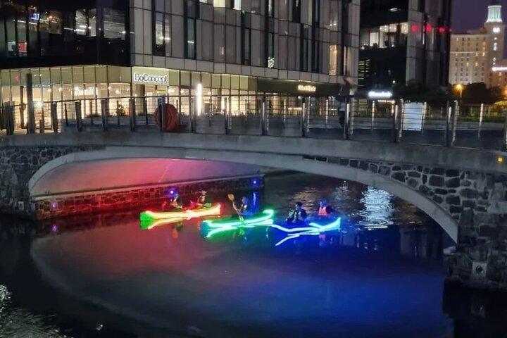 Night Kayaking in Battery Park V&A Waterfront