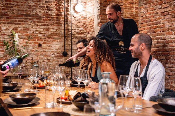 Madrid Spanish Omelet Cooking Class and Bottomless Wine brunch