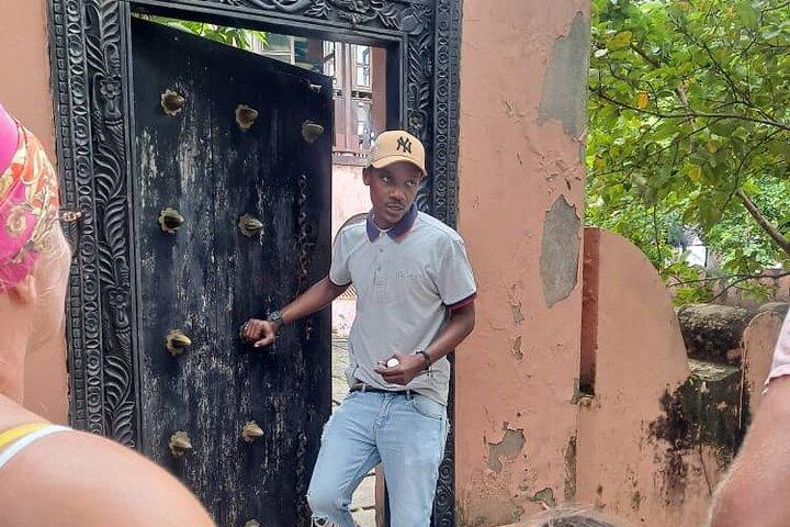 Golden Walking Tour Of Stone Town Zanzibar