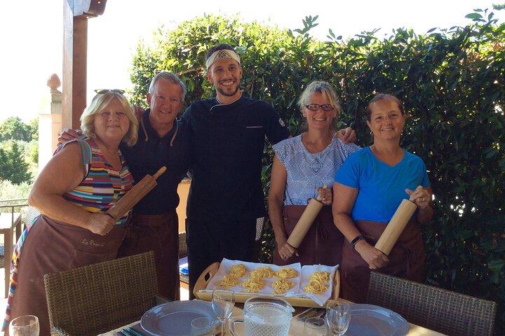 Cooking Class in a Florentine Villa with Transfer for small group