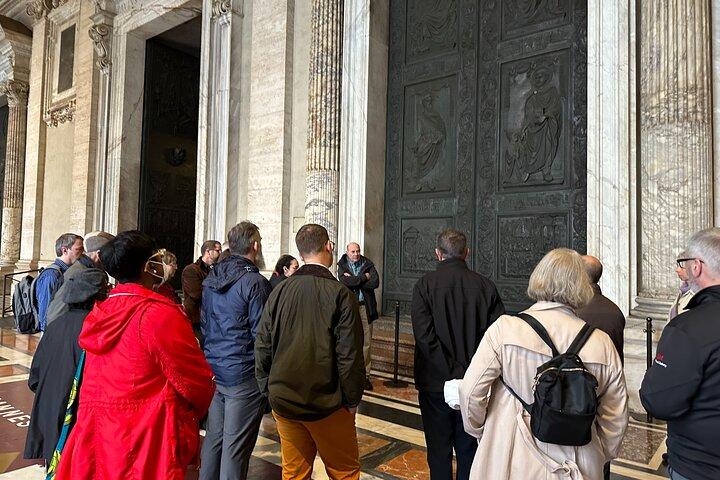 Skip the Line Vatican and Sistine Chapel Private Night Tour