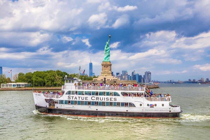 Easy Access Statue of Liberty and Brooklyn Bridge Discovery Tour