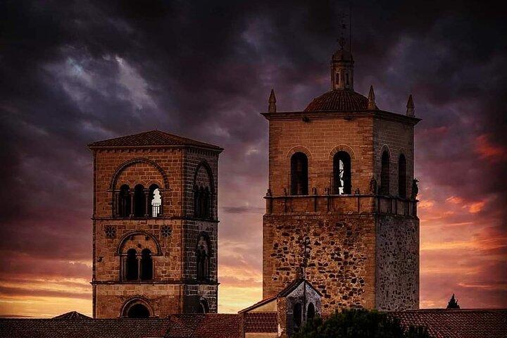 OFFICIAL TOUR OF TRUJILLO WITH TICKETS TO MONUMENTS