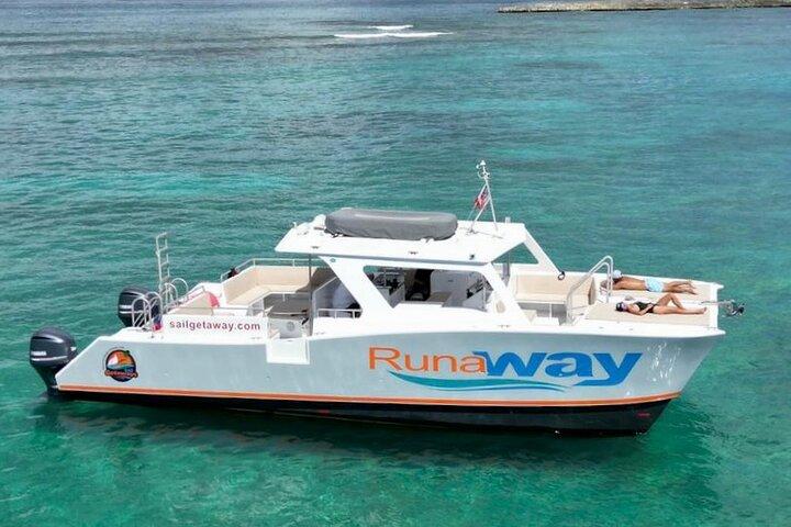 Icacos Double Dip Power Catamaran Snorkel & Beach Tour