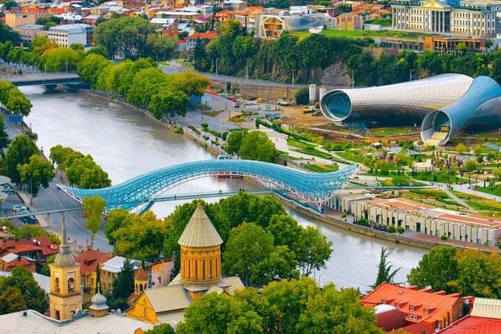 Old Tbilisi Tour: Private Walking Tour With Wine Tasting