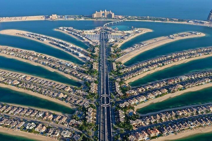 Sky Views Dubai and View at The Palm Combo Tickets