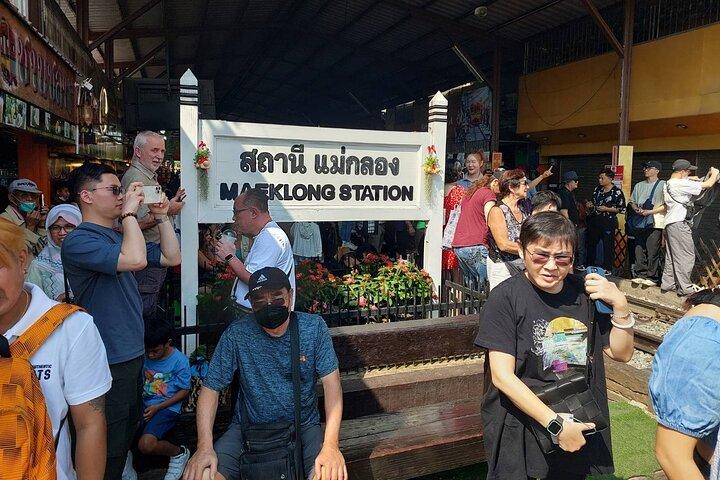 Private Tour Floating Market Damnoen Saduak