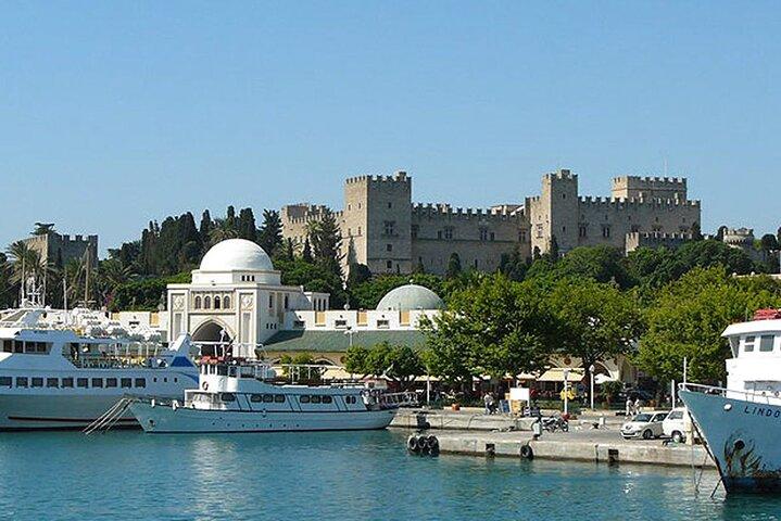 Private Half Day Guided Tour to Rhodes New and Old Town
