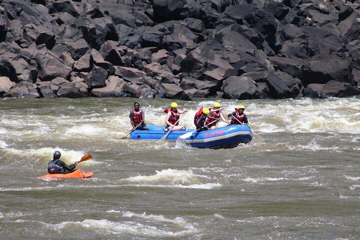 Zambezi Whitewater Rafting — Full Day All 25 Rapids : Livingstone