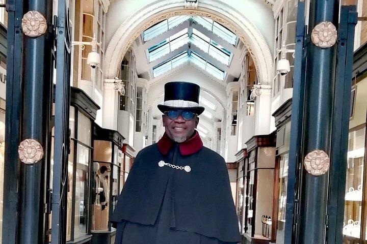 London Rocks! Private Music Walking Tour in Soho 2hrs