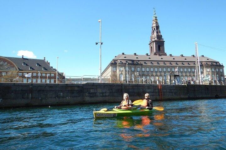 2 Hours Guided Kayak Tour in Copenhagen Harbor